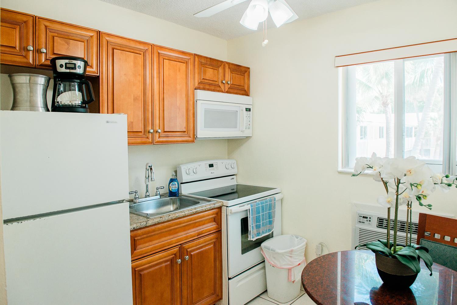 Shore Haven Resort Inn Lauderdale-by-the-Sea Exteriér fotografie